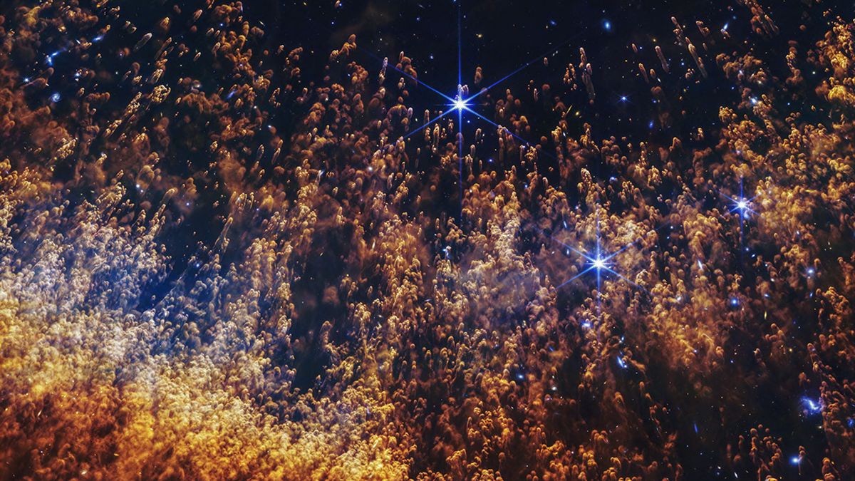 Webbův teleskop pořídil zatím nejdetailnější snímky mlhoviny „Boží oko“